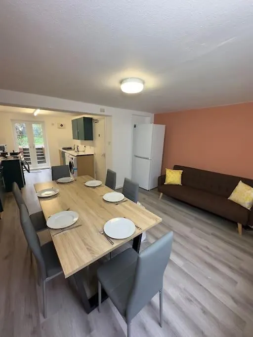 Hackney Mid & Long-Term Stays London 0*,